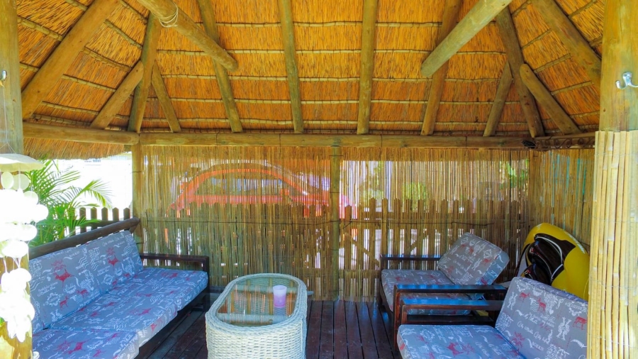 4 Bedroom Property for Sale in Wavecrest Eastern Cape